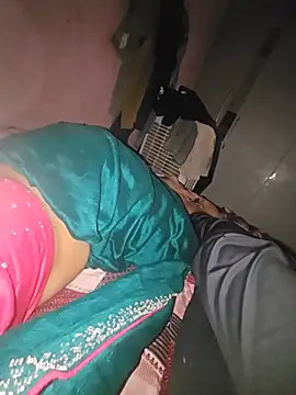 Snapshot of indianhotwife639 chatting on July 18, 2026, 6:45 pm indianhotwife639 online show from July 18, 2026, 6:45 pm