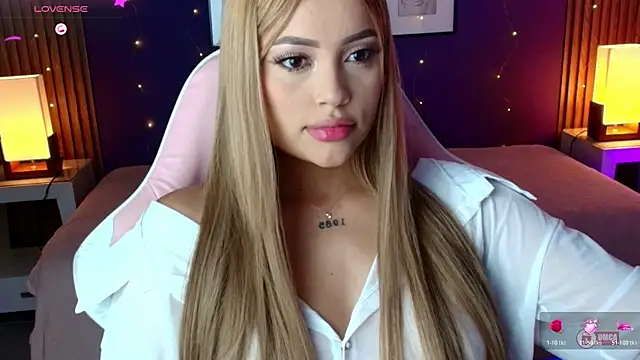 Snapshot of _meliblue chatting on October 23, 2025, 7:34 pm meliblue online show from October 23, 2025, 7:34 pm