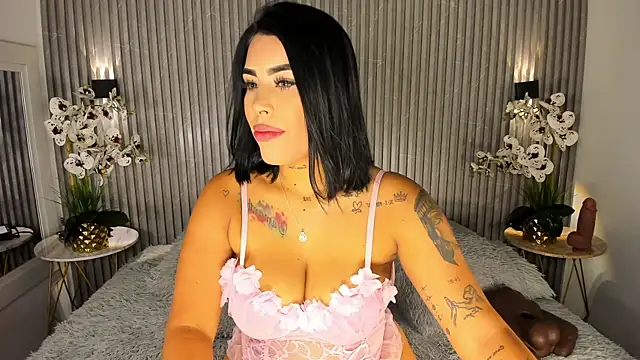 MaddyGray  online show from July 12, 2026, 4:20 pm