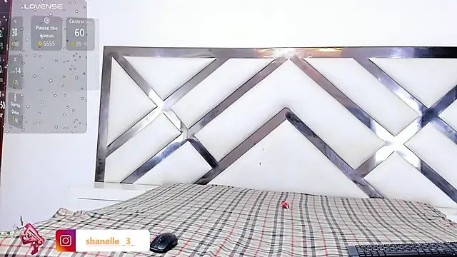 Snapshot of LadyandMaverick chatting on November 22, 2025, 5:06 am LadyandMaverick online show from November 22, 2025, 5:06 am