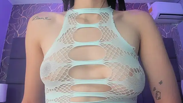 Snapshot of mey_doll chatting on October 16, 2025, 11:00 am mey doll online show from October 16, 2025, 11:00 am