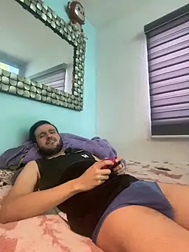 Alexitho25 online show from May 31, 2026, 9:05 pm
