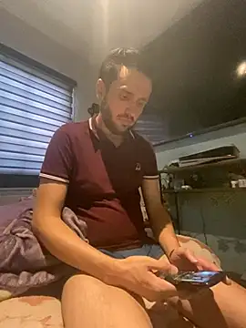 Alexitho25 online show from June 4, 2026, 9:10 pm