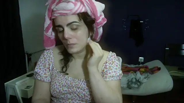 turkishTransEfsun online show from October 1, 2025, 3:29 pm