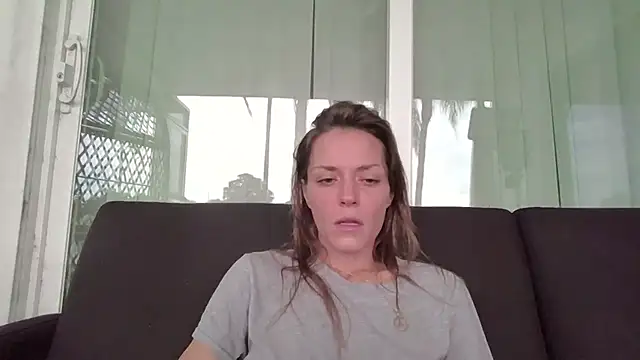 Snapshot of LaylaRainVIP chatting on September 11, 2025, 8:20 pm LaylaRainVIP online show from September 11, 2025, 8:20 pm