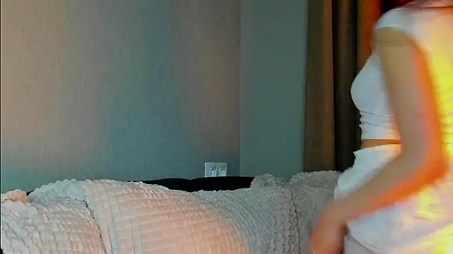 Forever Smiler online show from September 14, 2025, 8:19 pm