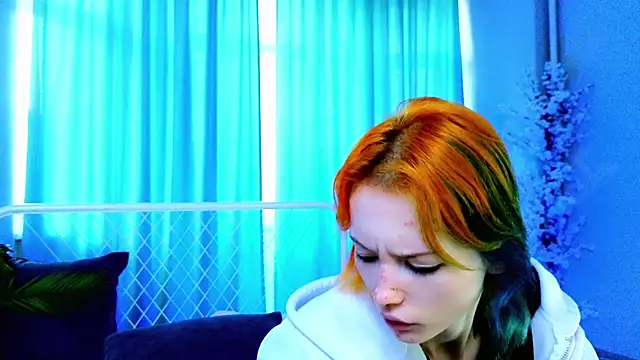 Kiara Dream online show from July 14, 2026, 2:05 am