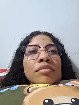 Snapshot of madelene chatting on January 3, 2025, 10:40 pm madelene online show from January 3, 2025, 10:40 pm