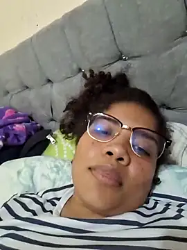 Snapshot of madelene chatting on January 26, 2025, 10:35 pm madelene online show from January 26, 2025, 10:35 pm