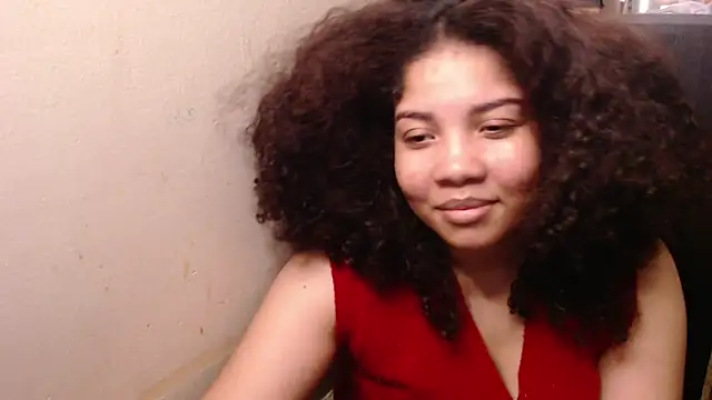 Snapshot of madelene chatting on October 20, 2025, 2:23 am madelene online show from October 20, 2025, 2:23 am