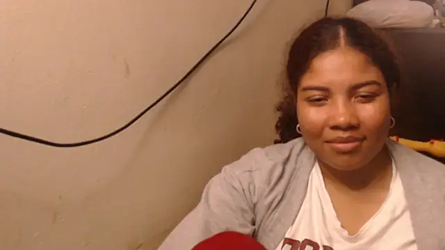 madelene online show from February 25, 2026, 2:32 am