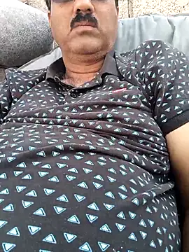 moonflower25 online show from October 12, 2025, 5:28 am