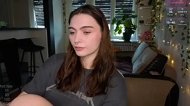 Snapshot of dorfmatratze__ chatting on November 29, 2025, 8:50 am dorfmatratze online show from November 29, 2025, 8:50 am