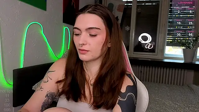 Snapshot of dorfmatratze__ chatting on December 4, 2025, 8:01 am dorfmatratze online show from December 4, 2025, 8:01 am