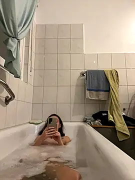 Snapshot of Emilia_Mausi chatting on November 4, 2025, 8:08 pm Emilia Mausi online show from November 4, 2025, 8:08 pm