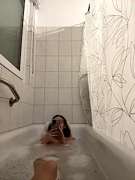 Snapshot of Emilia_Mausi chatting on January 12, 2026, 8:03 pm Emilia Mausi online show from January 12, 2026, 8:03 pm