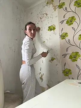 Snapshot of Emilia_Mausi chatting on February 21, 2026, 2:18 pm Emilia Mausi online show from February 21, 2026, 2:18 pm