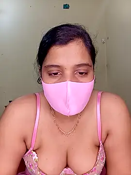 Rose-luckey online show from January 14, 2026, 6:02 pm