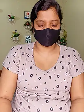 Rose-luckey online show from July 19, 2026, 7:56 am