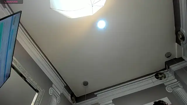 naughty milf4u  online show from October 29, 2025, 12:24 am