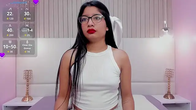 Snapshot of MelanyWayne_ chatting on June 5, 2026, 12:00 pm MelanyWayne online show from June 5, 2026, 12:00 pm