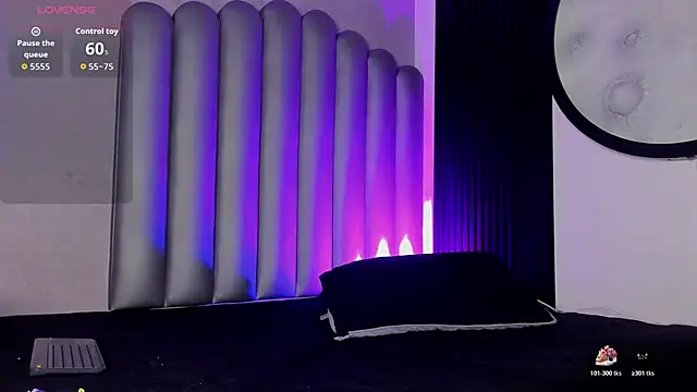 Snapshot of _Leohot_ chatting on November 30, 2025, 3:54 am Leohot online show from November 30, 2025, 3:54 am