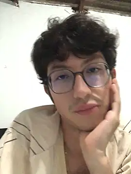 Snapshot of Kevintdx chatting on September 14, 2025, 3:05 am Kevintdx online show from September 14, 2025, 3:05 am