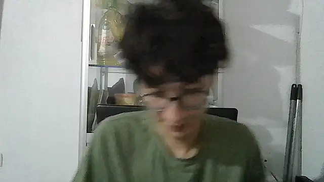 Snapshot of Kevintdx chatting on September 17, 2025, 3:08 am Kevintdx online show from September 17, 2025, 3:08 am