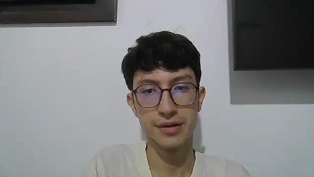 Snapshot of Kevintdx chatting on November 15, 2025, 3:15 am Kevintdx online show from November 15, 2025, 3:15 am