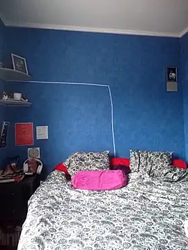 Feelineducentre online show from October 3, 2025, 8:22 am