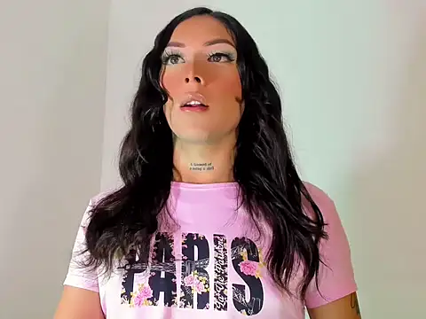 Megan Gil  online show from September 19, 2025, 4:25 am