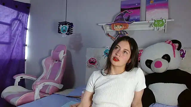 Snapshot of Zaaida_ chatting on October 30, 2025, 1:45 pm Zaaida online show from October 30, 2025, 1:45 pm