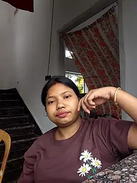 Snapshot of Redchery chatting on June 23, 2026, 11:52 am Redchery online show from June 23, 2026, 11:52 am