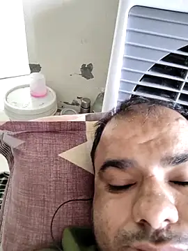 Snapshot of monty935 chatting on September 13, 2025, 6:46 am monty935 online show from September 13, 2025, 6:46 am