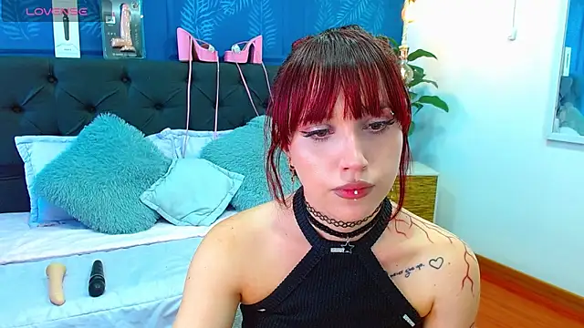 zohet kriss online show from April 30, 2026, 8:57 pm