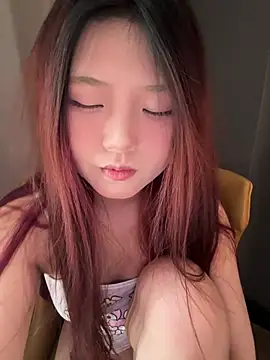 Snapshot of mimi9420 chatting on February 8, 2026, 2:37 am mimi9420 online show from February 8, 2026, 2:37 am