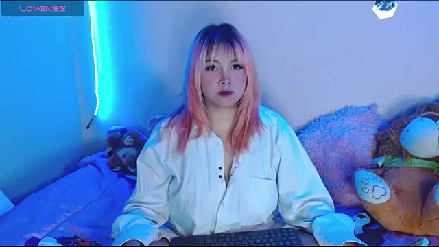 Snapshot of caro_lina20 chatting on September 9, 2025, 8:08 pm caro lina20 online show from September 9, 2025, 8:08 pm