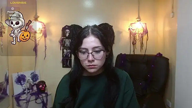 Snapshot of agarycus_ chatting on October 27, 2025, 12:53 pm agarycus online show from October 27, 2025, 12:53 pm