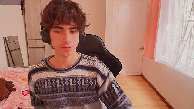 Nude Boy18 online show from September 8, 2025, 6:29 pm