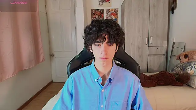 Nude Boy18 online show from April 23, 2026, 11:07 pm