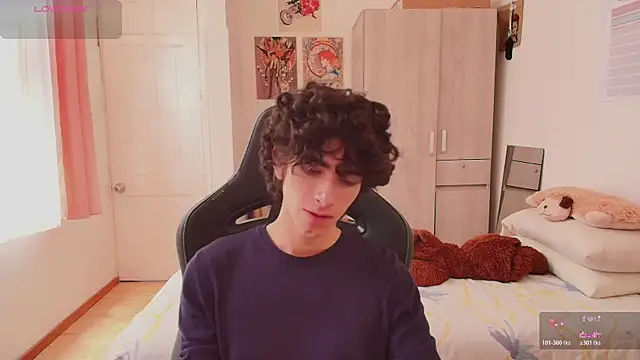 Nude Boy18 online show from April 30, 2026, 6:36 pm