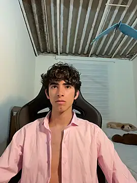 Snapshot of Nude_Boy18 chatting on June 10, 2026, 5:28 am Nude Boy18 online show from June 10, 2026, 5:28 am