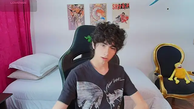 Snapshot of Nude_Boy18 chatting on July 17, 2026, 12:39 am Nude Boy18 online show from July 17, 2026, 12:39 am