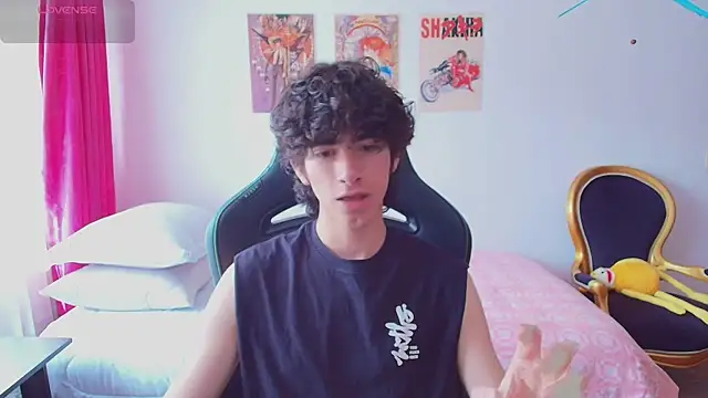 Snapshot of Nude_Boy18 chatting on July 17, 2026, 6:57 pm Nude Boy18 online show from July 17, 2026, 6:57 pm