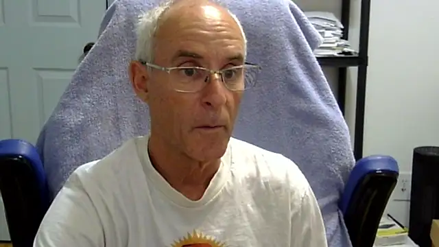 Snapshot of funone1999 chatting on September 26, 2025, 12:47 am funone1999 online show from September 26, 2025, 12:47 am