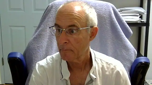 Snapshot of funone1999 chatting on October 12, 2025, 3:16 am funone1999 online show from October 12, 2025, 3:16 am