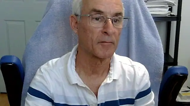 Snapshot of funone1999 chatting on October 15, 2025, 11:05 pm funone1999 online show from October 15, 2025, 11:05 pm