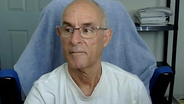 Snapshot of funone1999 chatting on October 23, 2025, 6:50 pm funone1999 online show from October 23, 2025, 6:50 pm