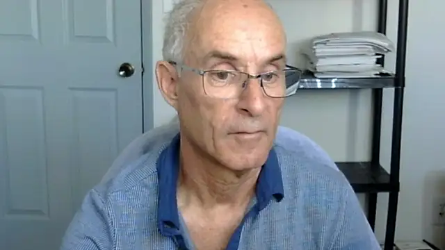 Snapshot of funone1999 chatting on November 5, 2025, 10:32 pm funone1999 online show from November 5, 2025, 10:32 pm