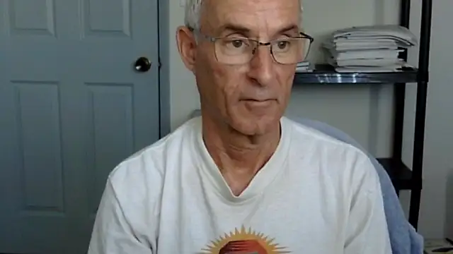 Snapshot of funone1999 chatting on November 6, 2025, 9:48 pm funone1999 online show from November 6, 2025, 9:48 pm